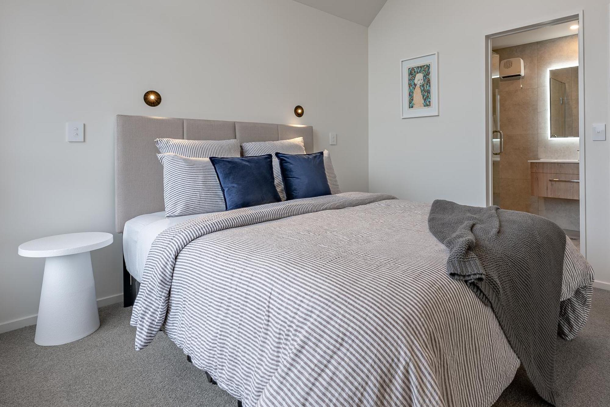 Urban Nest - Entire Townhouse And Free Parking Villa ไครสต์เชิร์ช ภายนอก รูปภาพ
